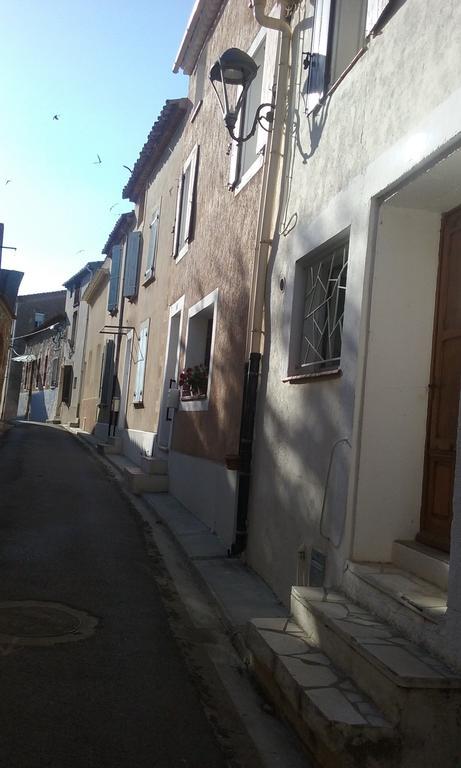Le Gite Des Remparts Villa Ginestas Esterno foto