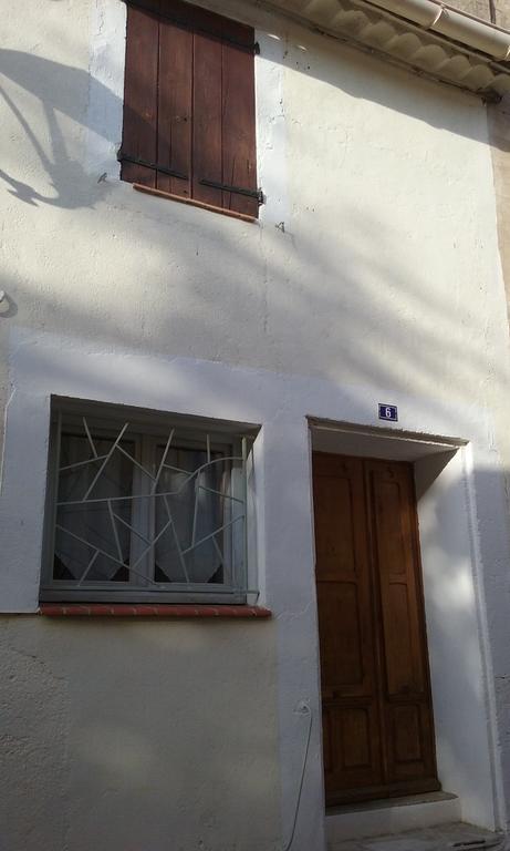 Le Gite Des Remparts Villa Ginestas Esterno foto